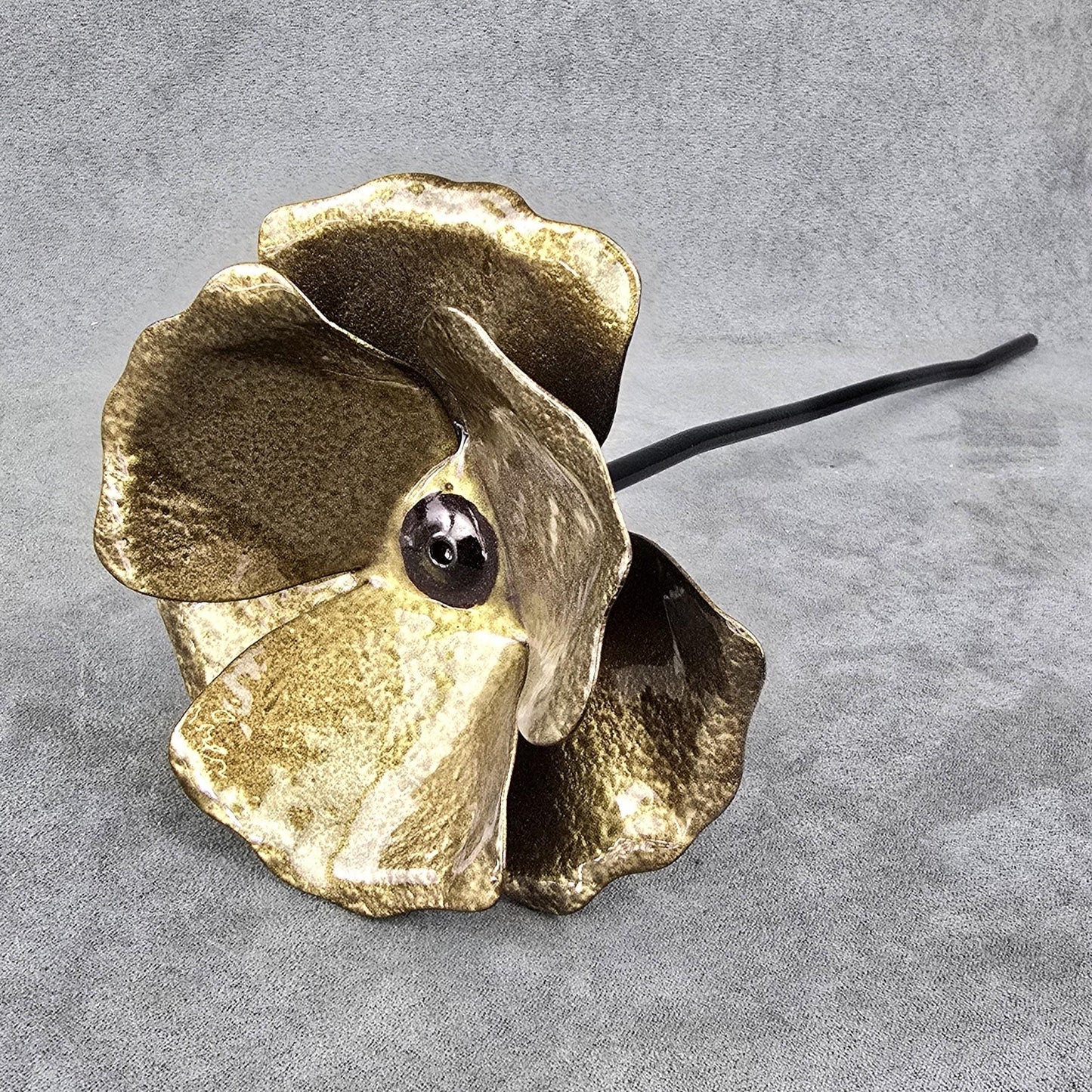Bronze - Metal Steel Poppy Flower Garden Remembrance  Day Anniversary Handcrafted Gift