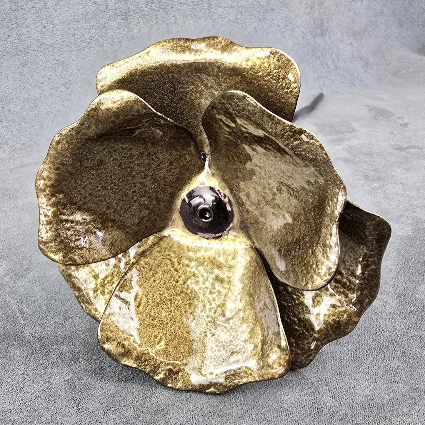 Bronze - Metal Steel Poppy Flower Garden Remembrance  Day Anniversary Handcrafted Gift