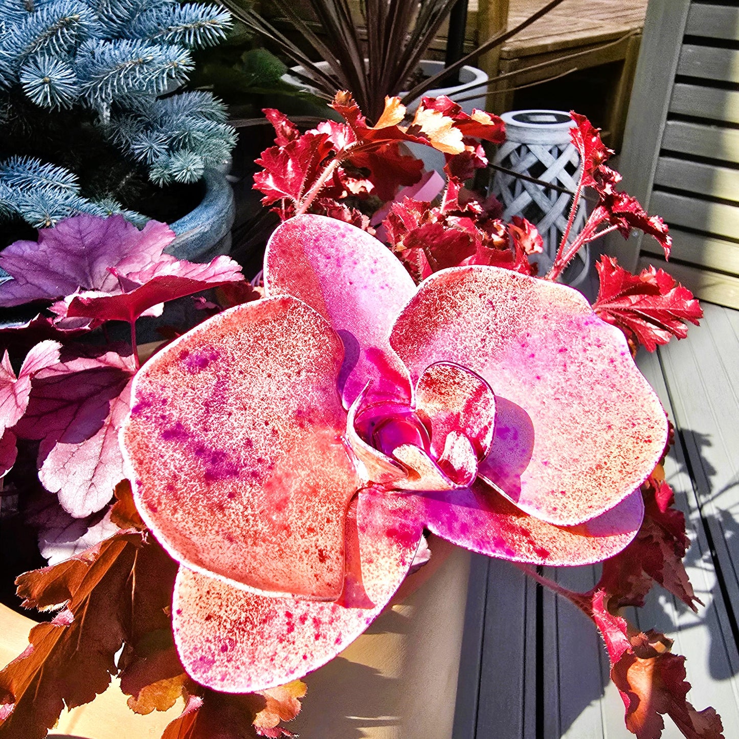 Metal Steel Orchid Flower: Handcrafted Garden Remembrance - Shimmering Blossom