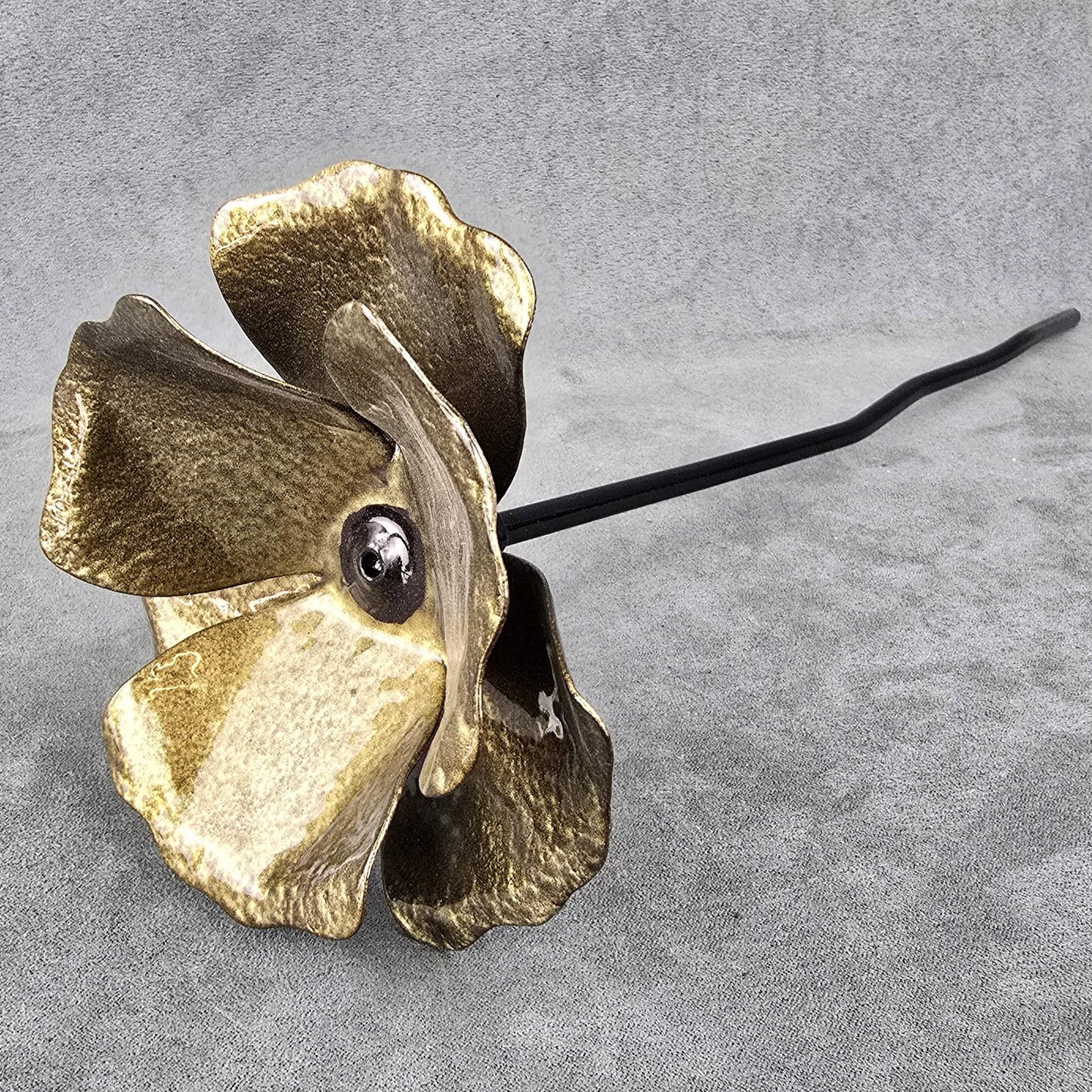 Bronze - Metal Steel Poppy Flower Garden Remembrance  Day Anniversary Handcrafted Gift