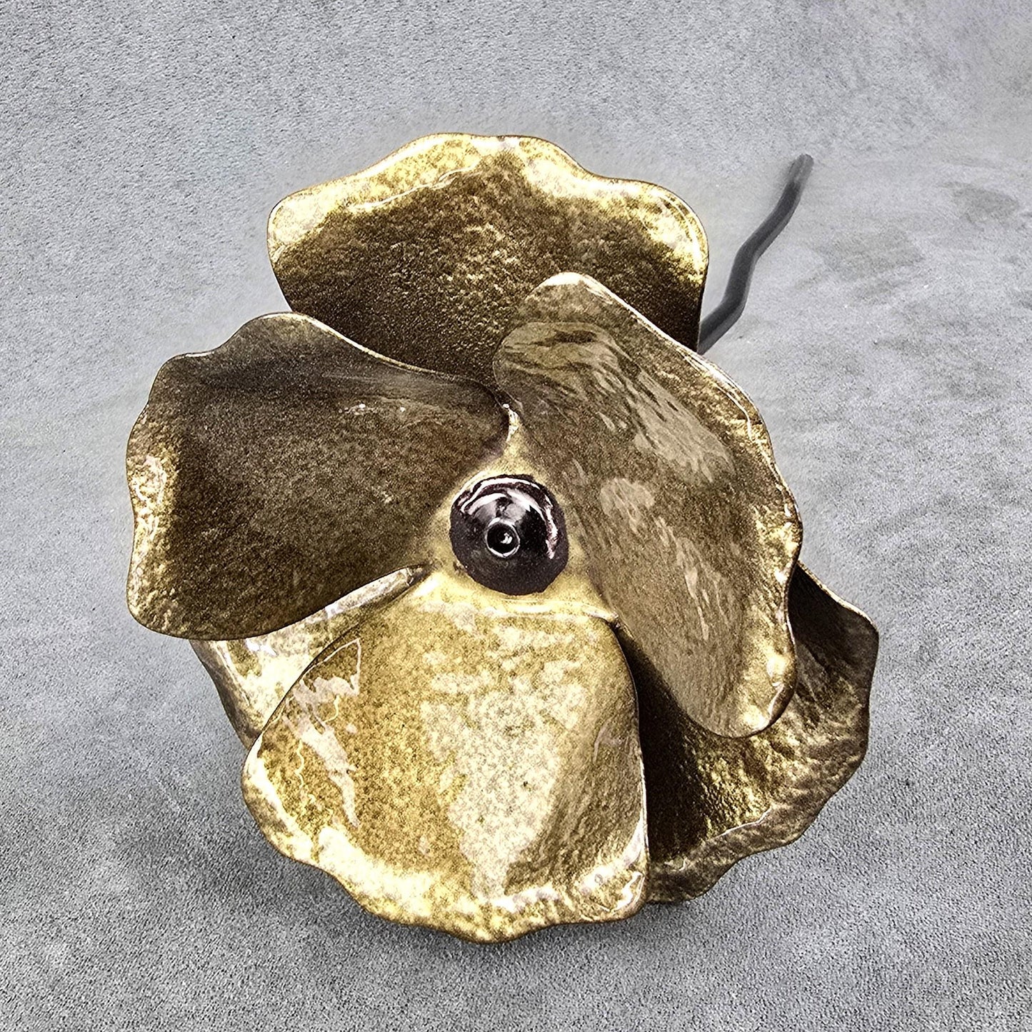 Bronze - Metal Steel Poppy Flower Garden Remembrance  Day Anniversary Handcrafted Gift